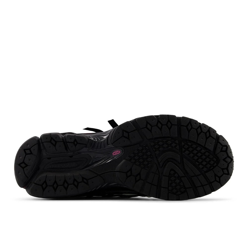 New Balance 1906A Tech Explosion "Dragon Berry" Glow In the Dark (U1906AD)