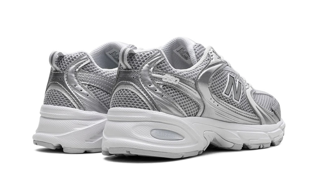 New Balance 530 'Moonbeam Silver Metallic' (MR530RS)